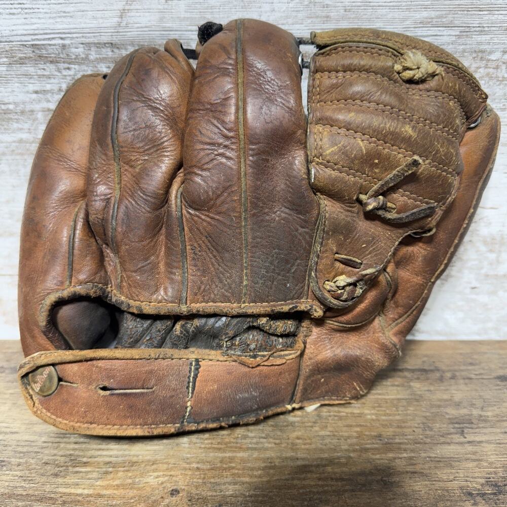 WILSON BASEBALL GLOVE OLD HAND FORMED POCKET BUTTON LEATHER VINTAGE